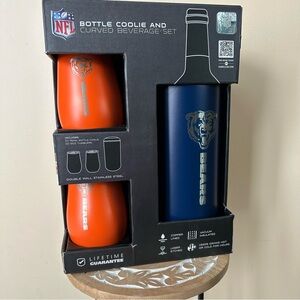 NFL Chicago Bears Stainless Steel Wine bottle cooler and 2 cups set